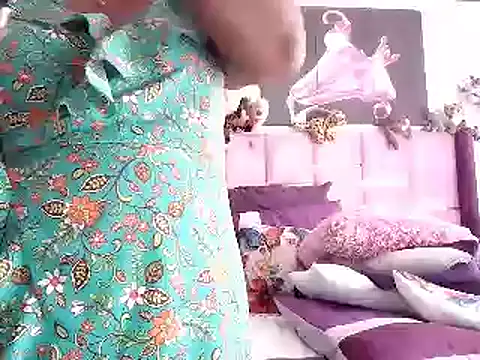 Snapshot of IndianDelia chatting on February 26, 2026, 6:12 am IndianDelia online show from February 26, 2026, 6:12 am