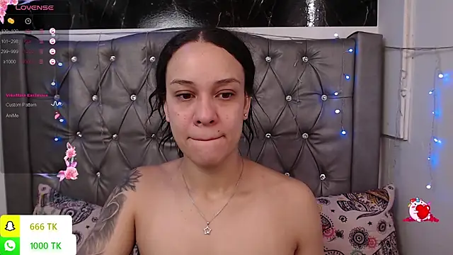 LAILAGUMMY online show from June 2, 2026, 1:13 pm