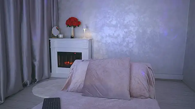 Snapshot of Michelle90u chatting on January 18, 2026, 12:14 am Michelle90u online show from January 18, 2026, 12:14 am