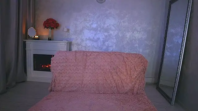 Snapshot of Michelle90u chatting on February 22, 2026, 7:56 pm Michelle90u online show from February 22, 2026, 7:56 pm