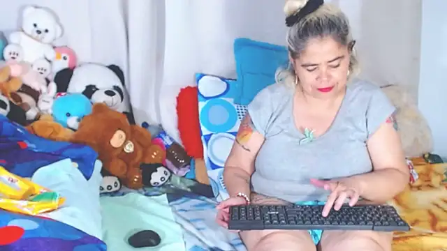 Snapshot of estrellita_fugaz16x chatting on September 28, 2025, 10:48 pm estrellita fugaz16x online show from September 28, 2025, 10:48 pm