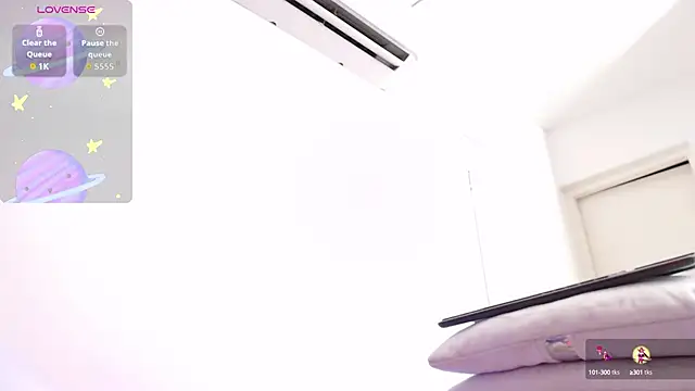 BeckyAnders online show from October 2, 2025, 12:56 pm