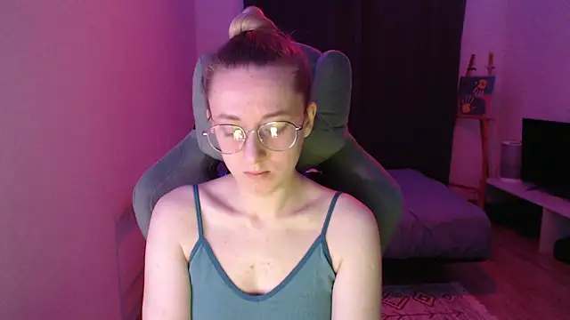 Snapshot of AnabelFrel chatting on November 9, 2025, 1:15 am AnabelFrel online show from November 9, 2025, 1:15 am