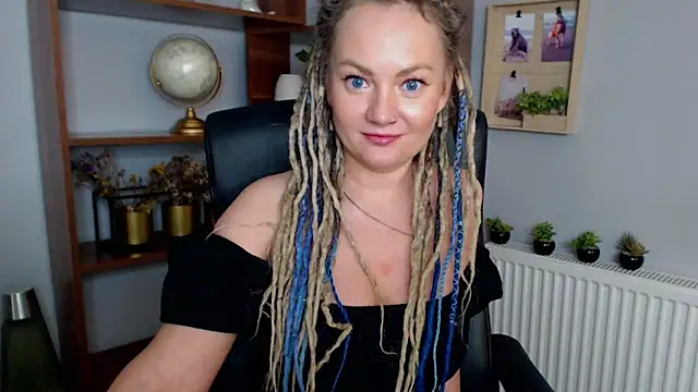 Snapshot of KayaMagic chatting on March 13, 2025, 5:07 pm KayaMagic online show from March 13, 2025, 5:07 pm