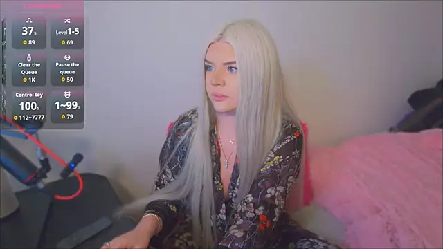 Snapshot of ParadiseRose chatting on October 25, 2025, 4:31 am ParadiseRose online show from October 25, 2025, 4:31 am