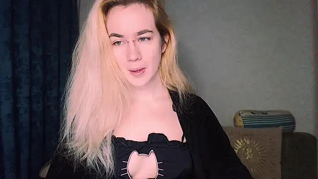 Snapshot of xxxcharismaaa chatting on December 4, 2024, 5:27 am xxxcharismaaa online show from December 4, 2024, 5:27 am