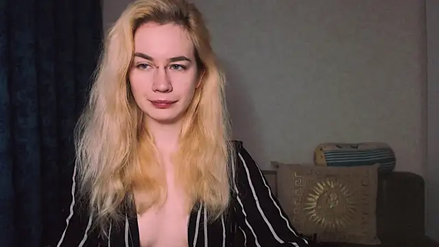 Snapshot of xxxcharismaaa chatting on December 7, 2024, 6:54 am xxxcharismaaa online show from December 7, 2024, 6:54 am