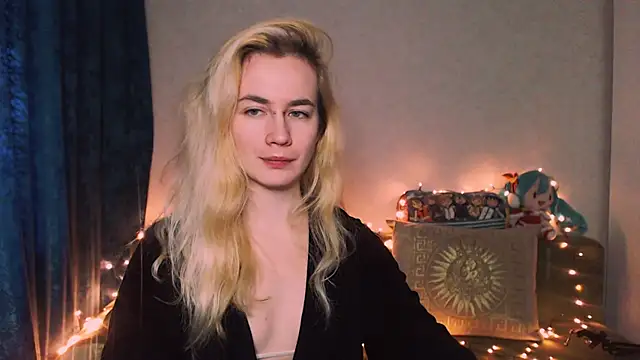 Snapshot of xxxcharismaaa chatting on December 14, 2024, 8:23 am xxxcharismaaa online show from December 14, 2024, 8:23 am