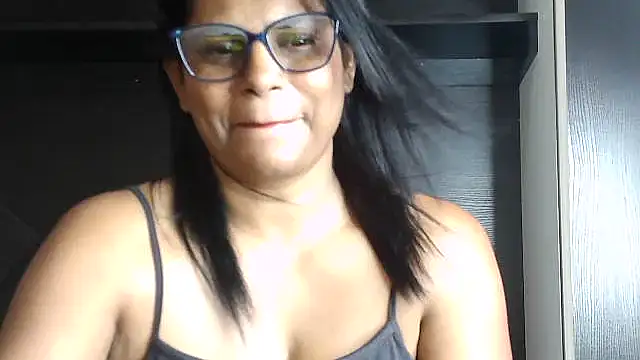 sunshinelady  online show from November 21, 2025, 10:14 am