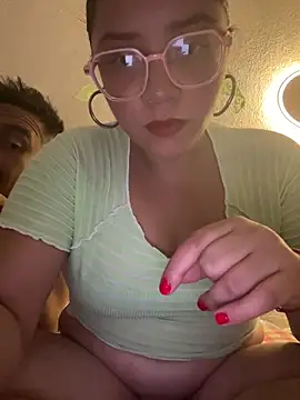 Vivi Kvsh online show from February 9, 2026, 9:52 pm