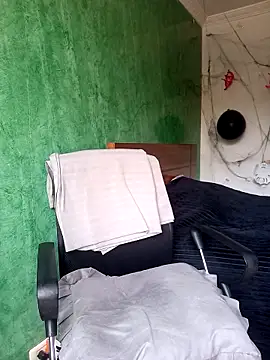 Snapshot of pinedasex777 chatting on October 2, 2025, 4:14 pm pinedasex777 online show from October 2, 2025, 4:14 pm