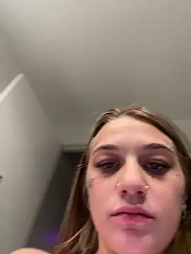 chloetease online show from December 4, 2024, 11:13 pm