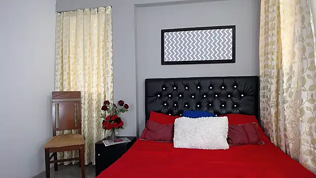 Snapshot of loveyouzahara2020 chatting on February 15, 2025, 9:15 pm loveyouzahara2020 online show from February 15, 2025, 9:15 pm