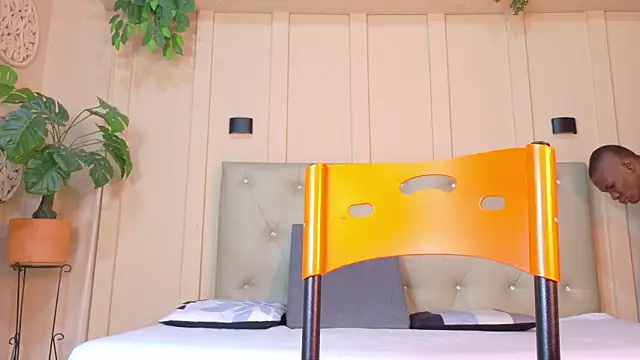 Snapshot of martin_killer chatting on October 13, 2025, 7:25 pm martin killer online show from October 13, 2025, 7:25 pm