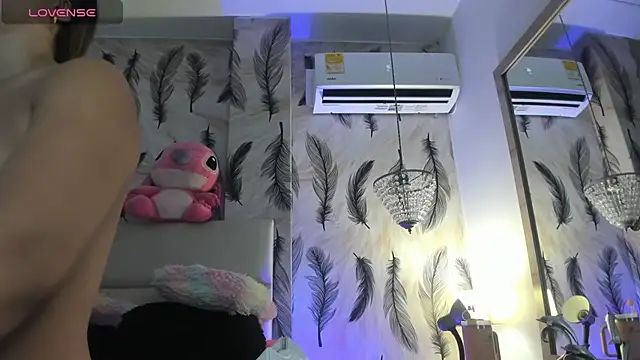 Vivi prinncess online show from October 18, 2025, 11:27 pm