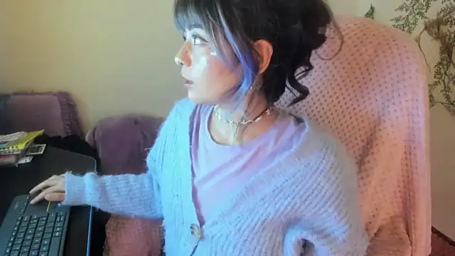 Snapshot of Sammysammy_ chatting on October 10, 2025, 4:44 am Sammysammy online show from October 10, 2025, 4:44 am