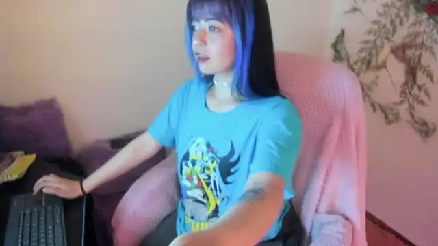 Snapshot of Sammysammy_ chatting on October 19, 2025, 9:21 am Sammysammy online show from October 19, 2025, 9:21 am