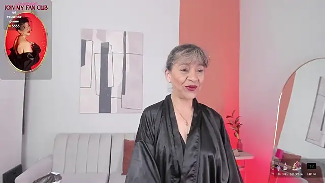 Snapshot of GraceElizabeth_ chatting on July 17, 2026, 8:46 pm GraceElizabeth online show from July 17, 2026, 8:46 pm