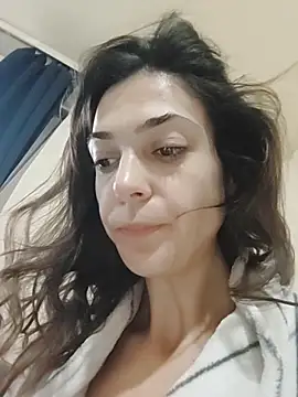 JoLeNe27 online show from November 18, 2025, 6:29 am