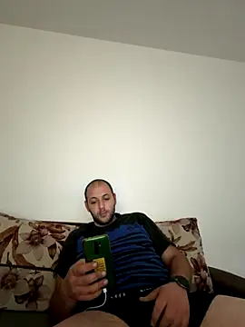 Flakka95 online show from November 30, 2025, 5:44 am