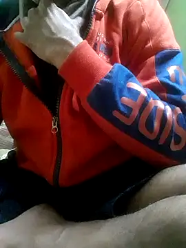 xxxsexy27 online show from February 9, 2026, 8:57 pm