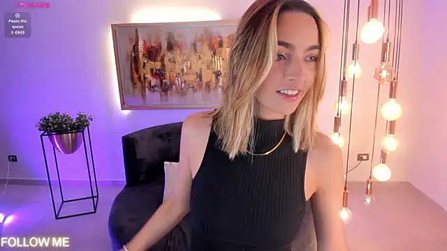 Snapshot of MelissaMoore_ chatting on January 18, 2026, 2:48 am MelissaMoore online show from January 18, 2026, 2:48 am