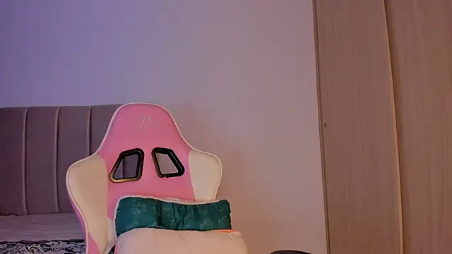 Snapshot of isa_bunny chatting on September 24, 2025, 2:59 am isa bunny online show from September 24, 2025, 2:59 am