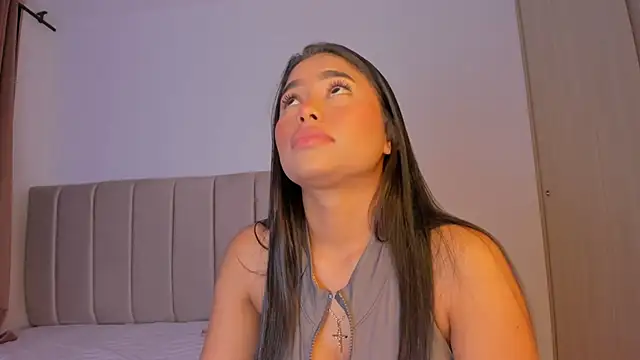 Snapshot of isa_bunny chatting on October 30, 2025, 3:30 am isa bunny online show from October 30, 2025, 3:30 am