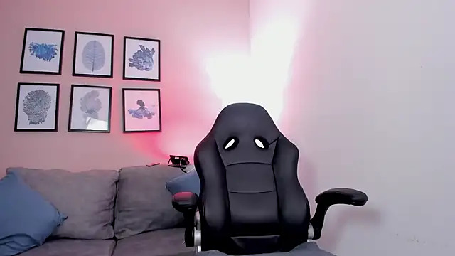 Snapshot of Sabrina_Sabrock_ chatting on October 31, 2025, 5:41 am Sabrina Sabrock online show from October 31, 2025, 5:41 am