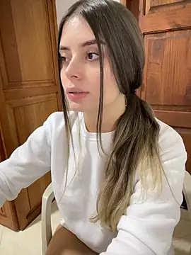 Miss valeriaa online show from February 4, 2025, 2:17 am