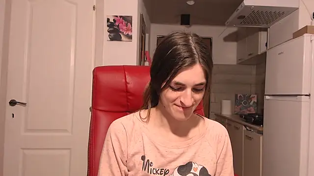 simyhvn online show from April 3, 2026, 5:00 pm