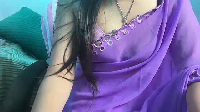 Snapshot of Queen_Angelena chatting on December 20, 2025, 7:10 pm Queen Angelena online show from December 20, 2025, 7:10 pm