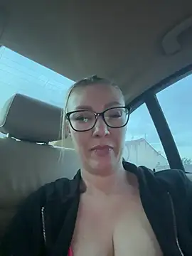 Sacha-xx online show from February 4, 2026, 5:08 pm