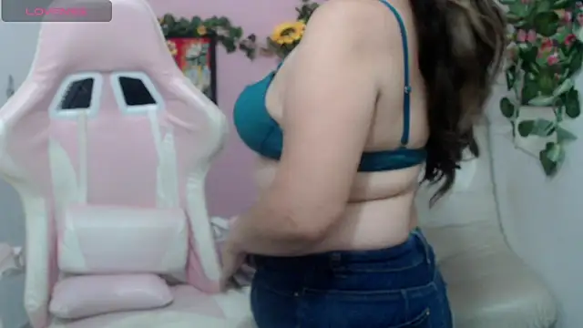 stepmother 105 online show from March 13, 2026, 3:29 pm