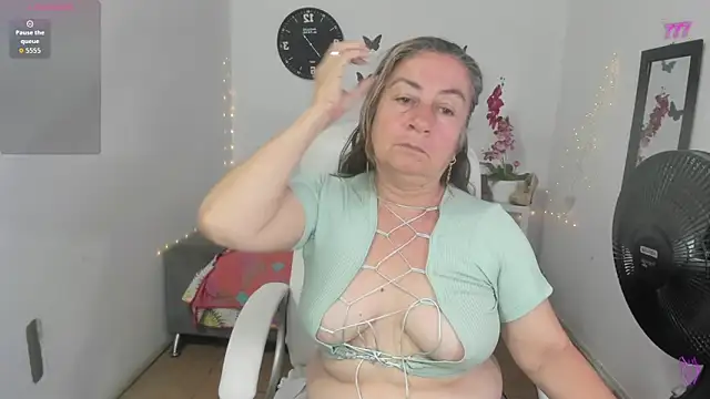 stepmother 105 online show from May 30, 2026, 3:31 pm