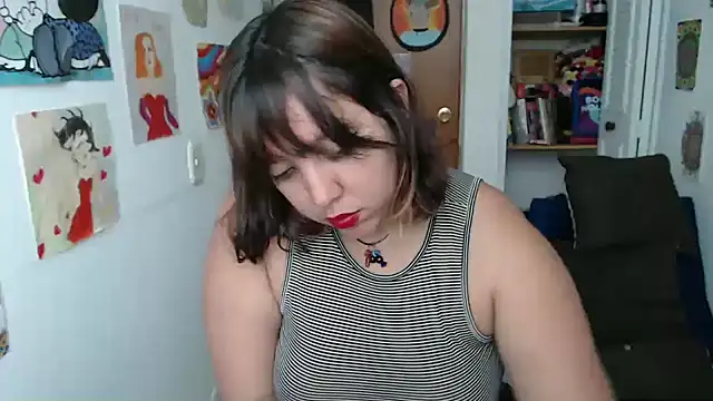 soynanabela28 online show from February 6, 2026, 9:40 pm