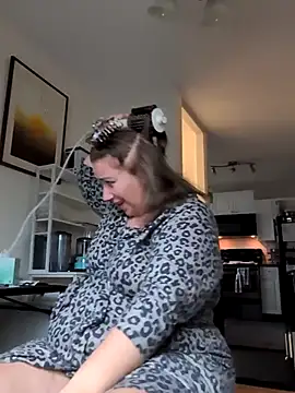 Snapshot of Canadian_BBW chatting on November 5, 2025, 9:26 pm Canadian BBW online show from November 5, 2025, 9:26 pm