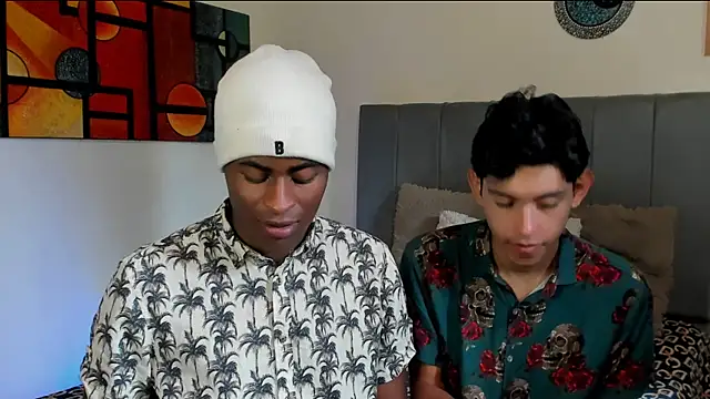 Snapshot of CrissBrownxxx chatting on November 16, 2025, 5:40 pm CrissBrownxxx online show from November 16, 2025, 5:40 pm