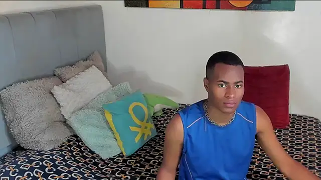 Snapshot of CrissBrownxxx chatting on January 15, 2026, 5:49 pm CrissBrownxxx online show from January 15, 2026, 5:49 pm