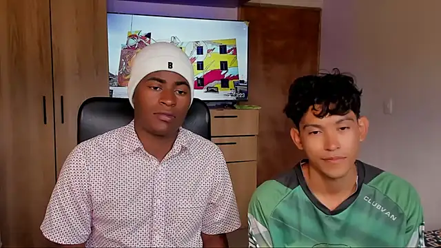 Snapshot of CrissBrownxxx chatting on June 27, 2026, 6:24 pm CrissBrownxxx online show from June 27, 2026, 6:24 pm