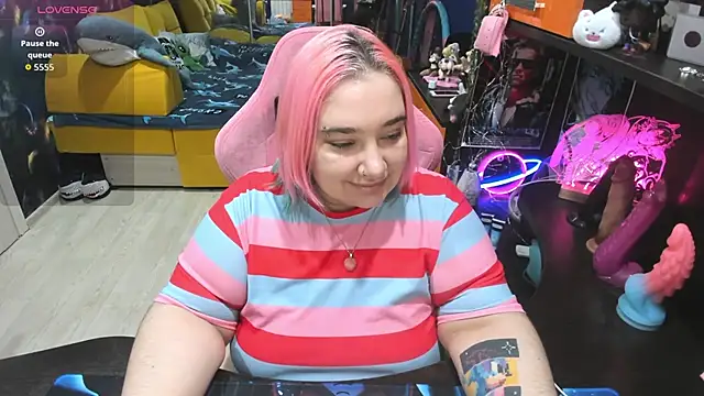 Softie Sofy online show from January 17, 2026, 2:49 am