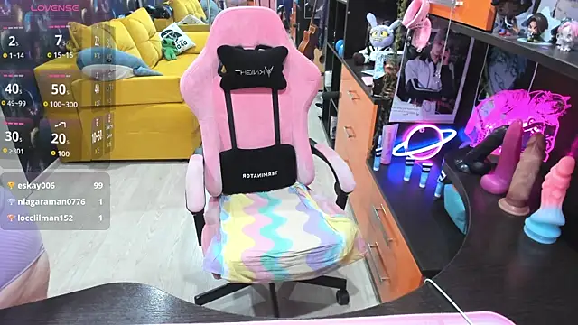 Softie Sofy online show from June 5, 2026, 7:25 am