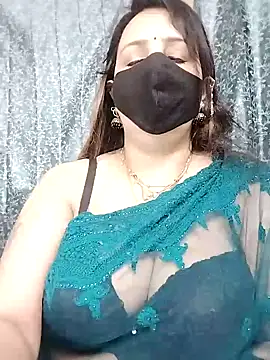 cute-tanvi online show from January 7, 2025, 1:59 am