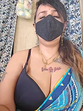 cute-tanvi online show from September 27, 2025, 1:54 am