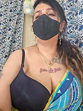 cute-tanvi online show from September 30, 2025, 2:05 am