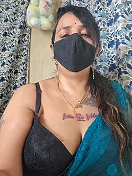 cute-tanvi online show from October 1, 2025, 5:24 am