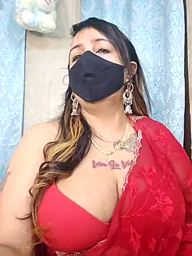 cute-tanvi online show from November 13, 2025, 1:15 am