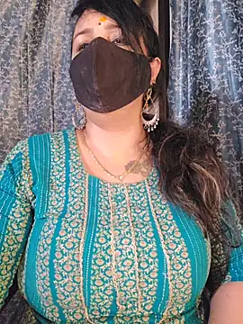 cute-tanvi online show from May 29, 2026, 12:30 am