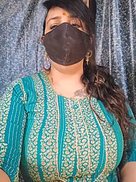cute-tanvi online show from June 4, 2026, 12:38 am