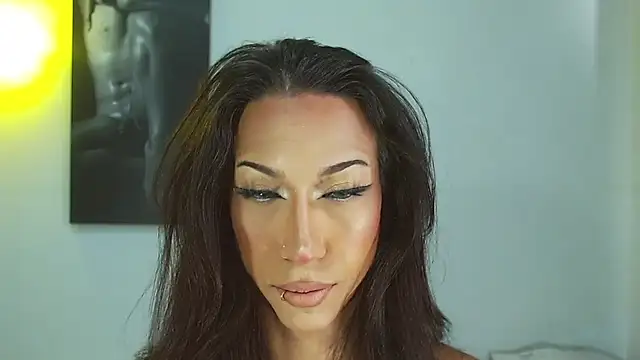 Kenisha Sweet online show from November 29, 2025, 5:05 pm